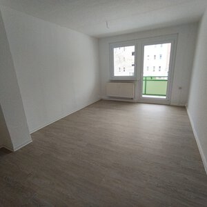 Wohnraum - 08233 Treuen - Oststraße 74