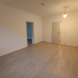 Wohnraum - 08233 Treuen - Oststraße 86